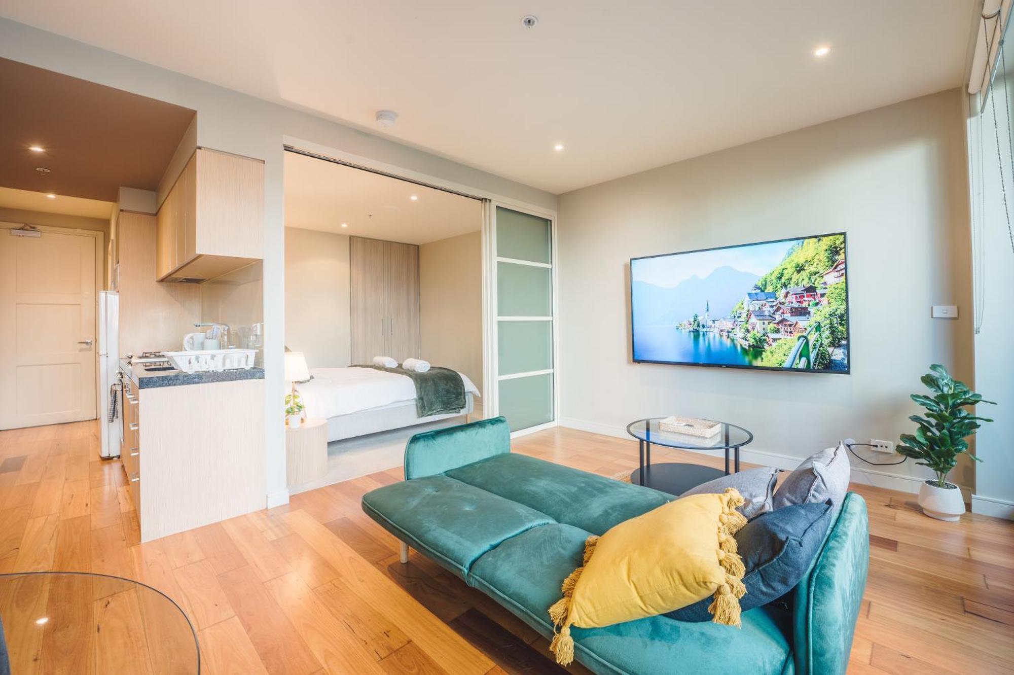 Molly'S Little Apartments Melbourne Room photo